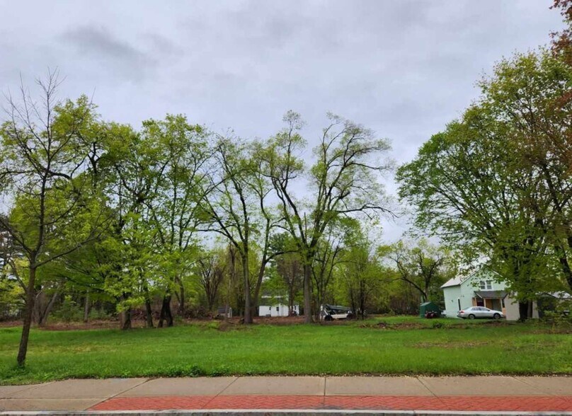 More Photos Of 67-71 Main St, Queensbury Land For Sale
