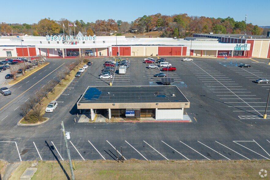 More Photos Of 7201 Aaron Aronov Dr, Fairfield Bank For Lease