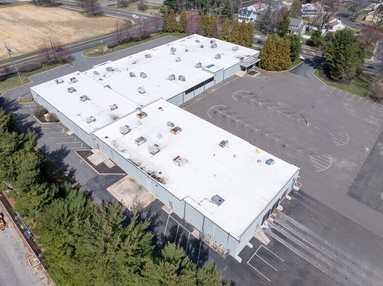 More Photos Of 390 New Albany Rd, Moorestown Warehouse For Sale