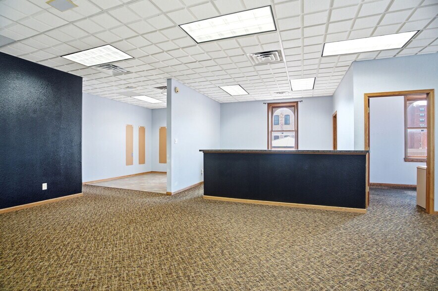 More Photos Of 210-212 Bush St, Red Wing Storefront Retail Office For Sale