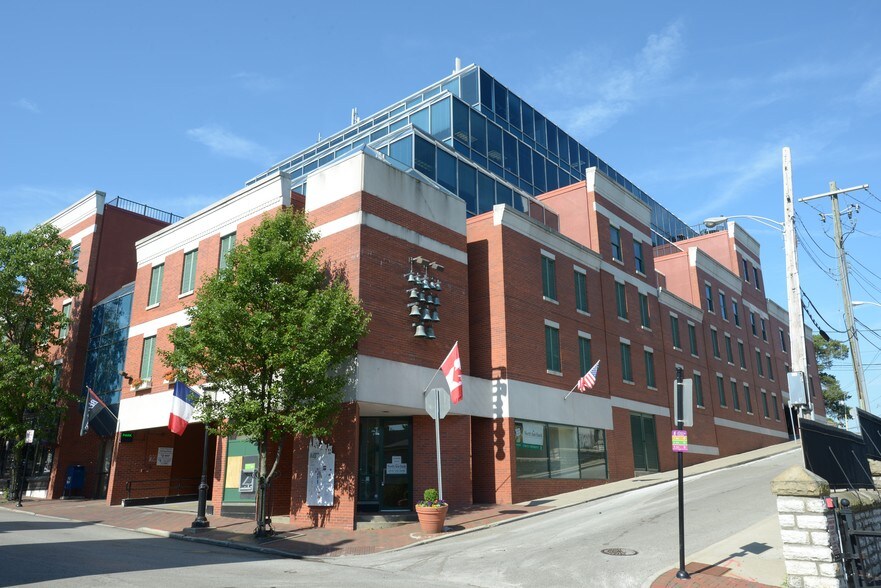 More Photos Of 1111 St Gregory St, Cincinnati Unknown For Lease