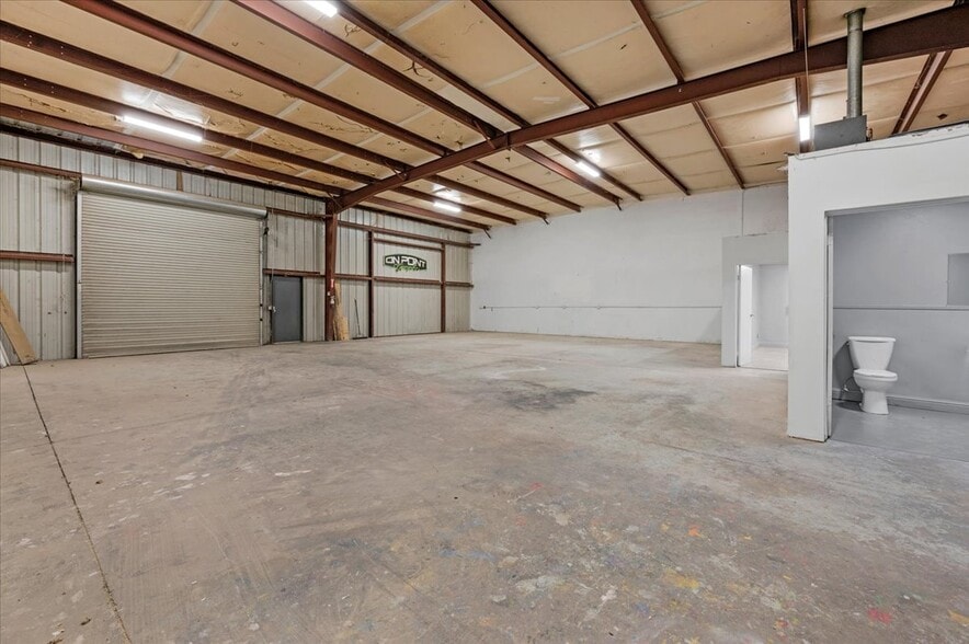 More Photos Of 1839 Thunderbolt Dr, Porterville Warehouse For Lease