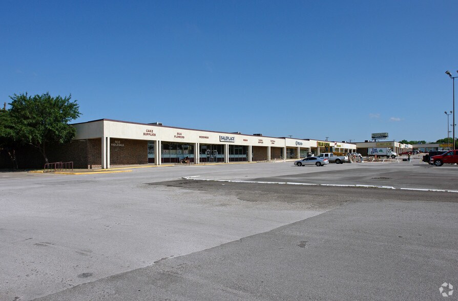 More Photos Of 3501-3641 Shepherd Ln, Balch Springs General Retail For Lease