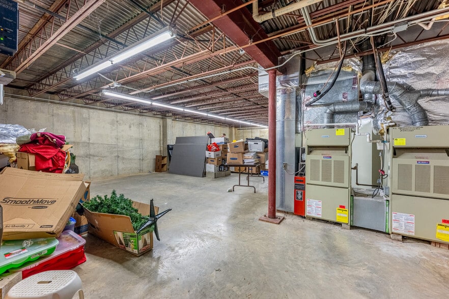 More Photos Of 610 N Main St, Springboro Medical For Lease