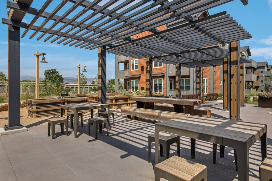 More Photos Of 5845 Arapahoe Ave, Boulder Apartments For Lease