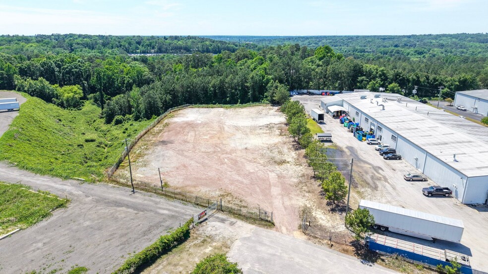 More Photos Of 141 Cort Rd, Columbia Warehouse For Lease