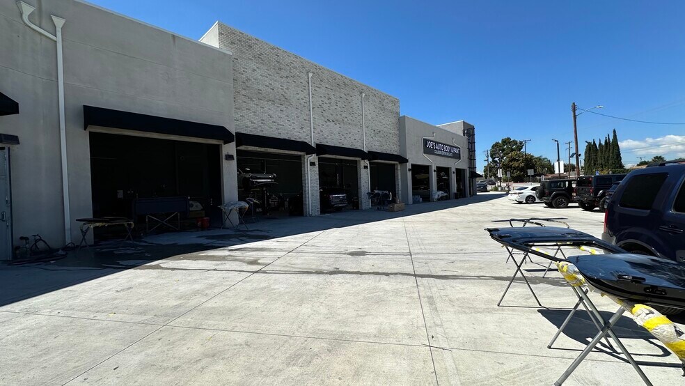 More Photos Of 9350 Lower Azusa Rd, Temple City Service For Sale
