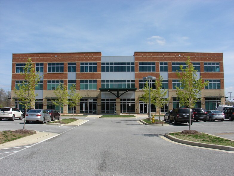 More Photos Of 4475 Regency Pl, White Plains Medical For Lease