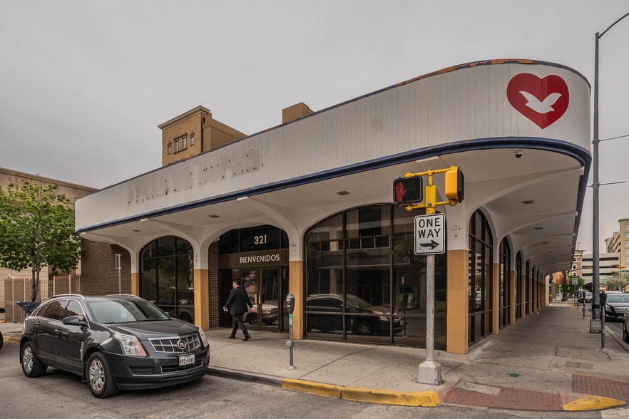 More Photos Of 321 N Stanton St, El Paso Loft Creative Space For Sale