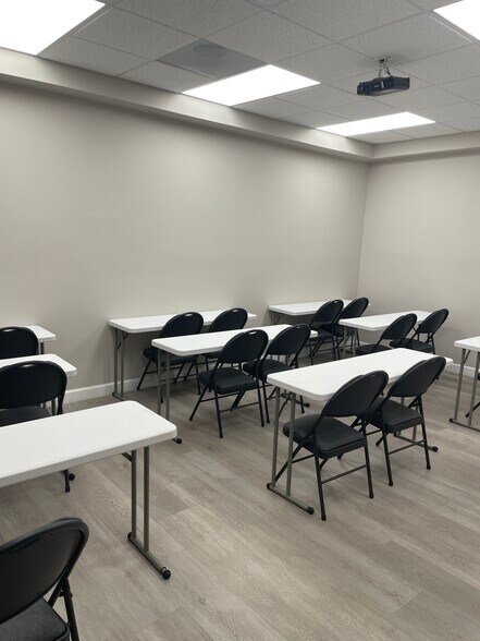 More Photos Of 13079 Artesia Blvd, Cerritos Unknown For Lease