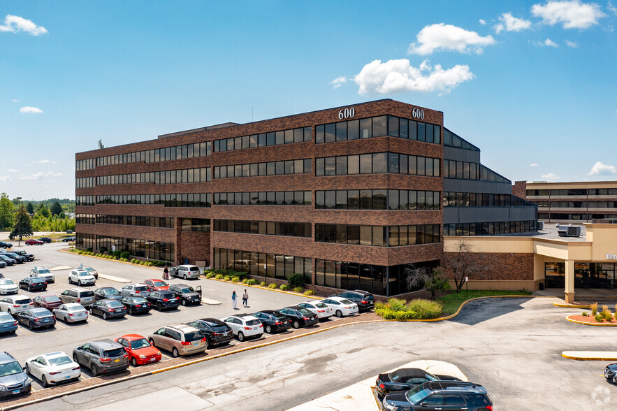 Primary Photo Of 600 Holiday Plaza Dr, Matteson Medical For Lease