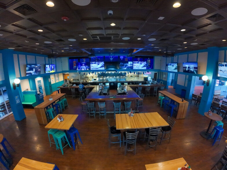 More Photos Of 11581 Robious Rd, Richmond Restaurant For Sale