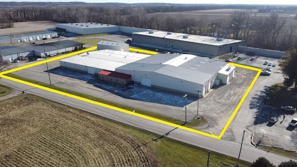 More Photos Of 1701 W County Line Rd, Springfield Manufacturing For Lease