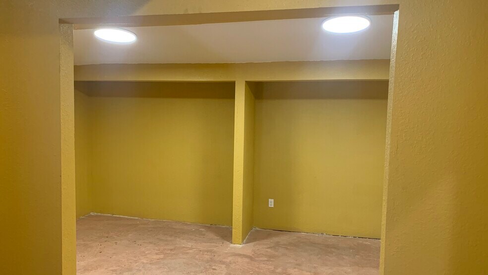 More Photos Of 1018 Union, Selma Storefront Retail Residential For Sale