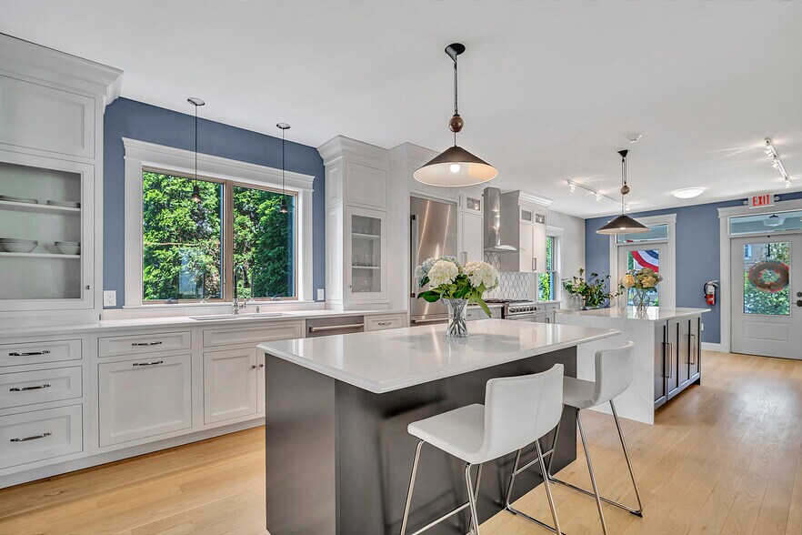More Photos Of 131 Main St, White House Station Office Residential For Sale