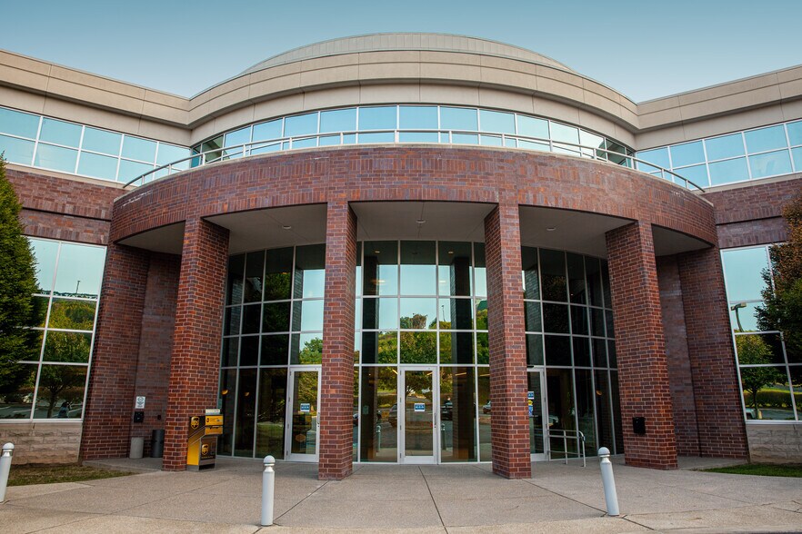 More Photos Of 121 Champion Way, Canonsburg Office For Lease