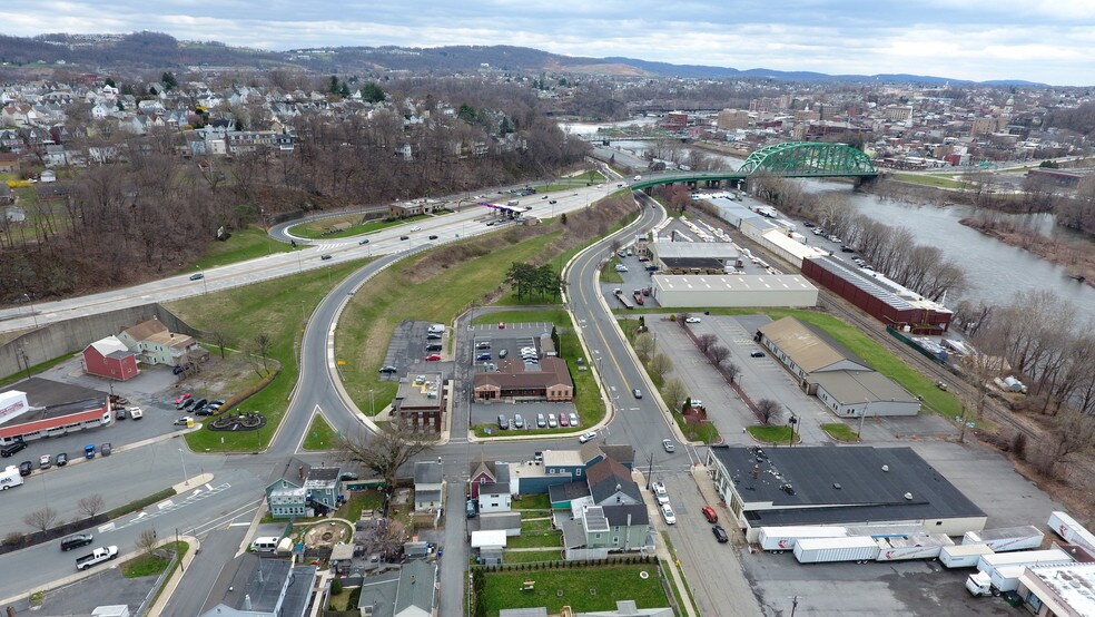 More Photos Of 80 Broad St, Phillipsburg Office Residential For Sale