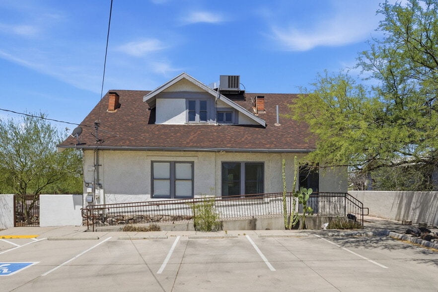 More Photos Of 1004 N 6th Ave, Tucson Office For Sale