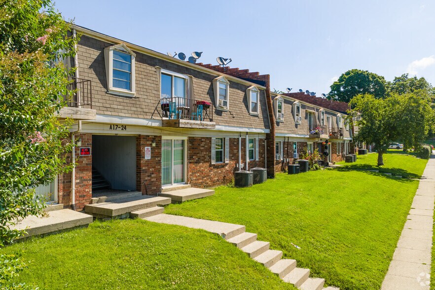 More Photos Of 2223 Devonport Dr, Lexington Apartments For Sale