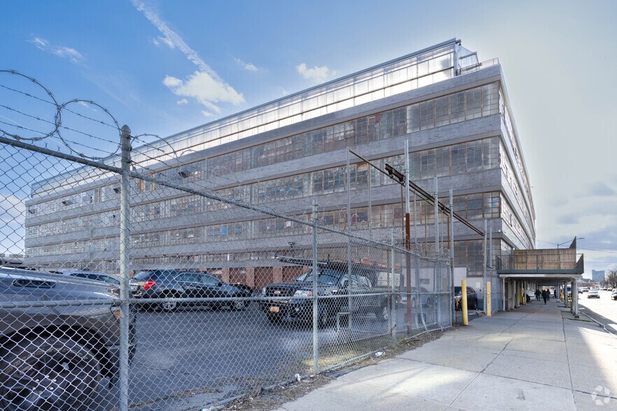 More Photos Of 184-10-184-60 Jamaica Ave, Jamaica Manufacturing For Lease