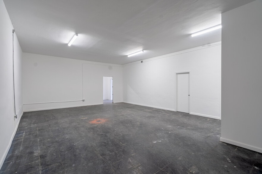 More Photos Of 317 National City Blvd, National City Storefront Retail Office For Lease