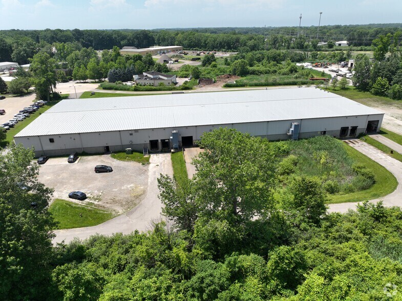 More Photos Of 892 Callendar Blvd, Painesville Manufacturing For Sale