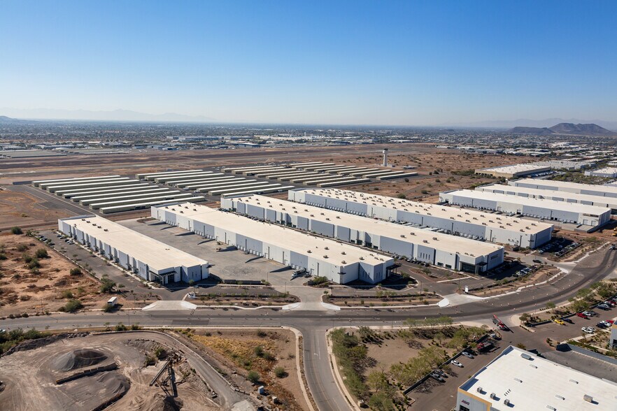 More Photos Of 275 W Pinnacle Peak Rd, Phoenix Unknown For Lease