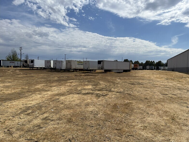 More Photos Of 4400 Florin Perkins Rd, Sacramento Distribution For Lease