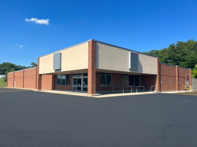 Primary Photo Of 1853 N Bridge St, Chillicothe Freestanding For Sale