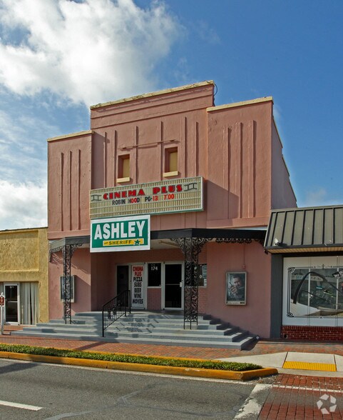 More Photos Of 174 Miracle Strip Pky SE, Fort Walton Beach Storefront For Lease