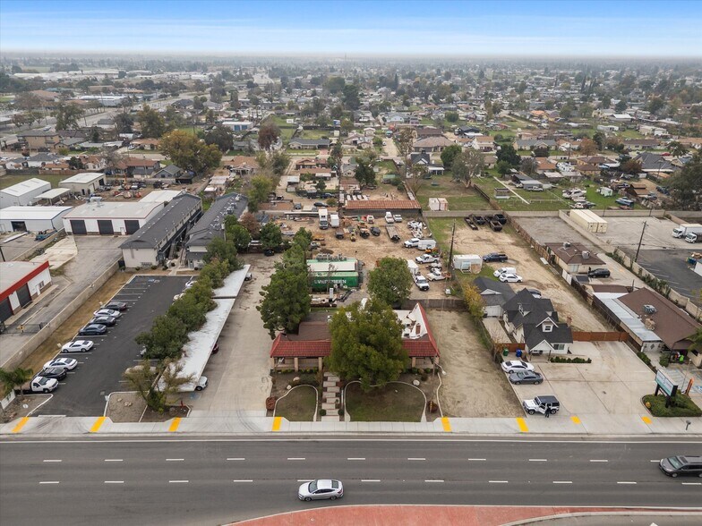 More Photos Of 9831 Rosedale Hwy, Bakersfield Office For Sale