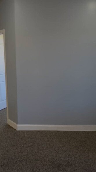 Primary Photo Of 3130 Windsor Ct, Elkhart Medical For Lease