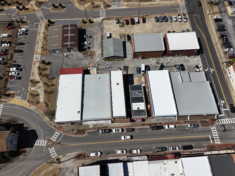 More Photos Of 109 Main Street, Columbiana Office For Lease