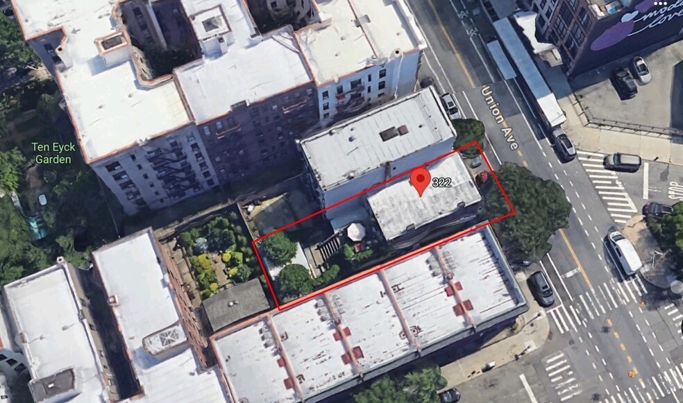 More Photos Of 322 Union Ave, Brooklyn General Retail For Sale