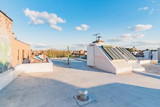 More Photos Of 41-07 54th St, Queens Multifamily For Sale