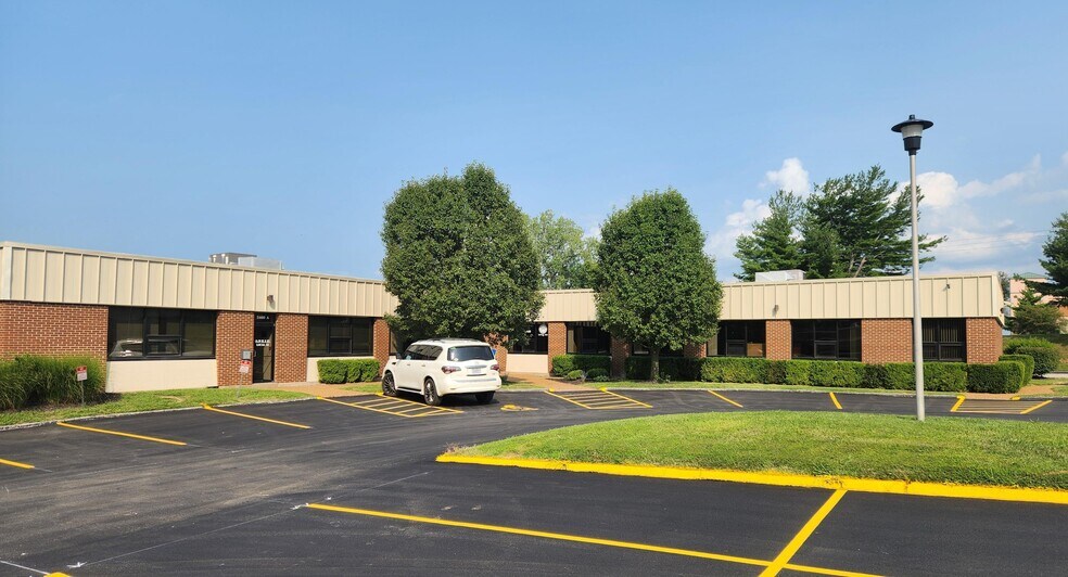 Primary Photo Of 3460 Hollenberg Dr, Bridgeton Office For Sale
