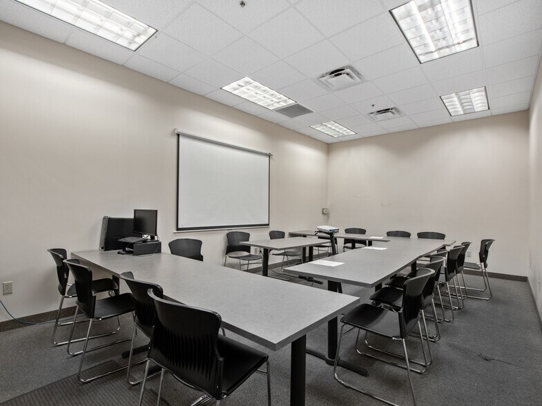 More Photos Of 3201 S Hardy Dr, Tempe Warehouse For Sale