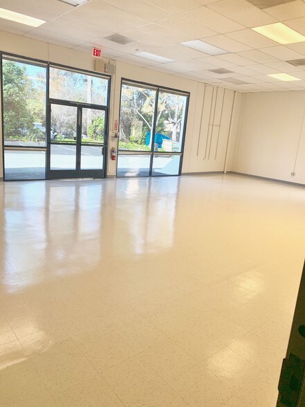 More Photos Of 2450 Embarcadero Rd, Palo Alto Research And Development For Lease