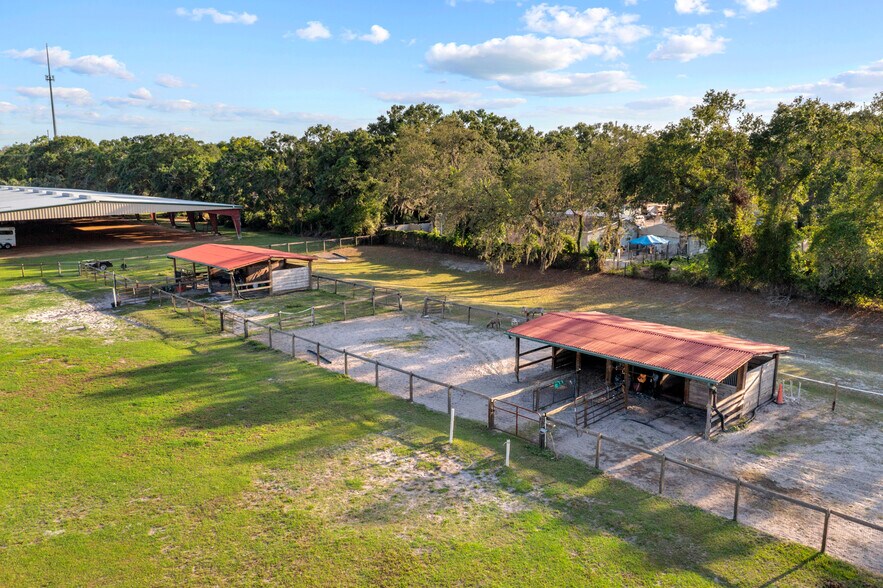 More Photos Of 7705 Gardner Rd, Tampa Specialty For Sale