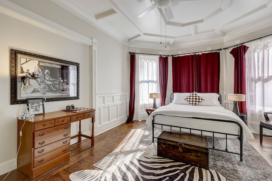 More Photos Of 404 S Ridgewood Ave, Daytona Beach Apartments For Sale