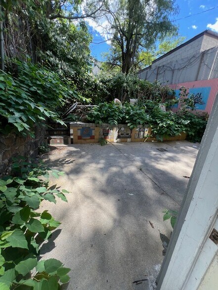 More Photos Of 776 Richmond Ter, Staten Island Storefront Retail Residential For Lease