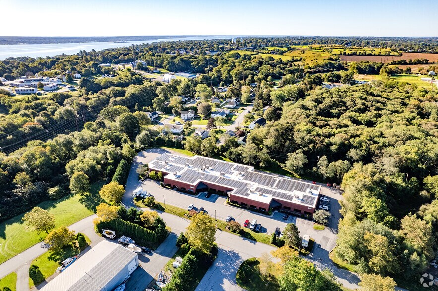 More Photos Of 207 Highpoint Ave, Portsmouth Research And Development For Lease