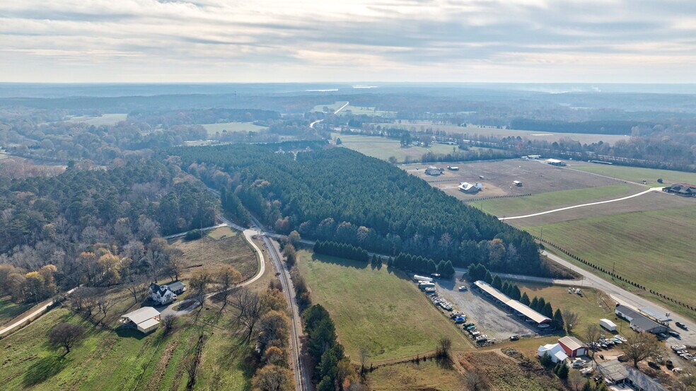 More Photos Of 1020 Blue Springs Rd, Buckhead Parking Lot For Sale