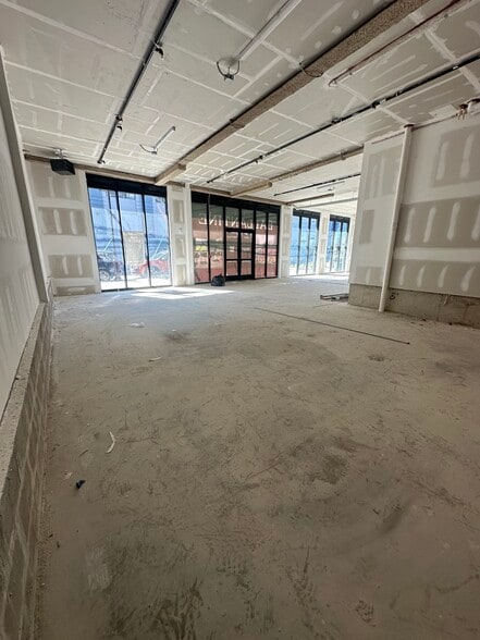 More Photos Of 436 Ferry St, Newark Storefront Retail Office For Lease
