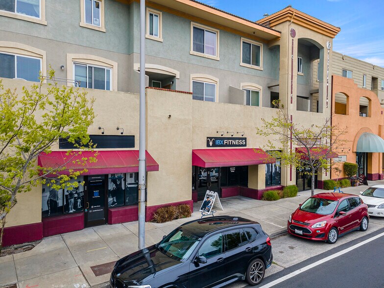 More Photos Of 727 San Pablo Ave, Albany Storefront Retail Residential For Sale