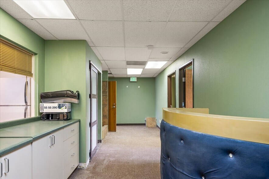 More Photos Of 2850 W Serendipity Cir, Colorado Springs Medical For Sale