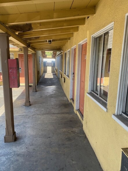 More Photos Of 7891 Whitaker St, Buena Park Apartments For Sale