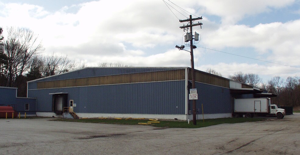 More Photos Of 35 Rose Morrow Rd, Wantage Manufacturing For Lease