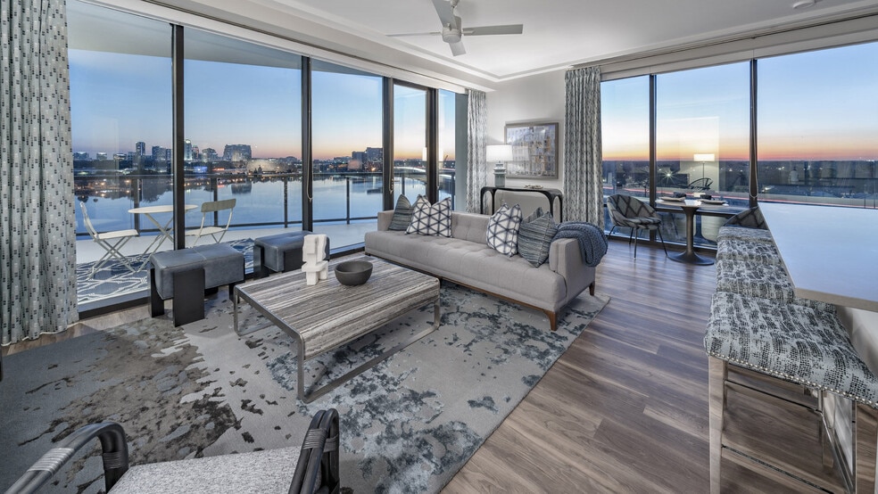 More Photos Of 295 NE Ivanhoe Blvd, Orlando Apartments For Lease