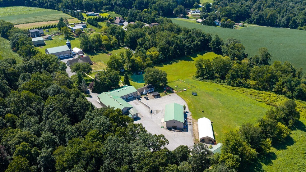 More Photos Of 197 Pencroft Dr N, Holtwood Industrial For Sale